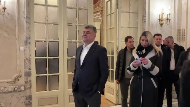 Cum au trăit candidații la prezidențiale seara primului tur. Ciolacu, declarații despre unul dintre unul dintre „finaliști”