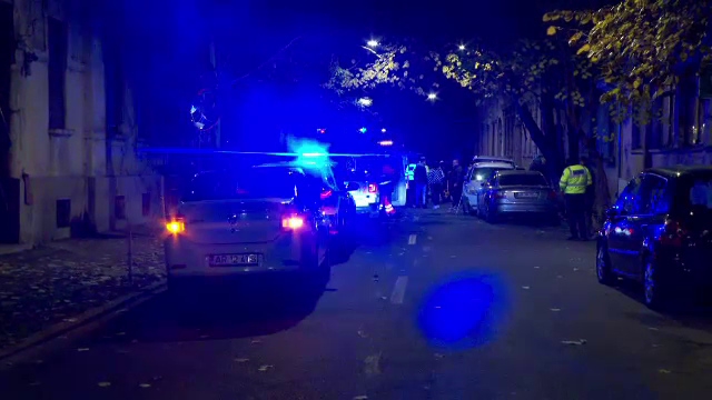 A furat o mașină a Poliției Locale Arad, cu girofarul pornit, chiar de sub nasul polițiștilor. Ce a urmat este demn de film