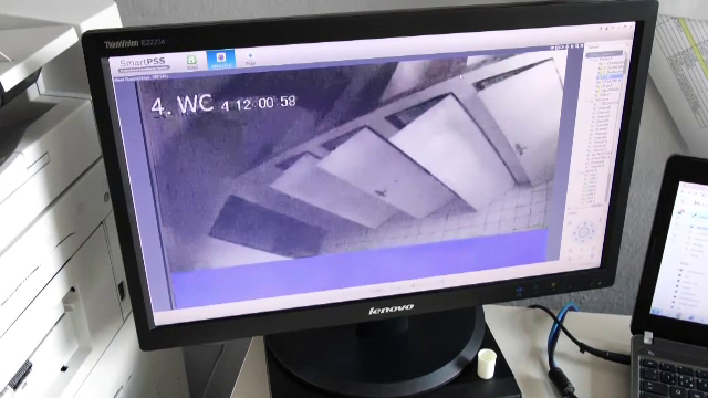 Camere video montate în toaletele unei școli din Slovacia. Ce spune directorul unității de învățământ