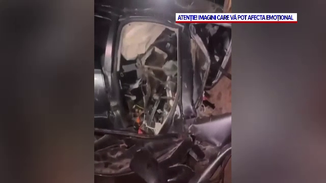 Doi tineri de 15 și 18 ani au murit în Olt, după ce au intrat cu maşina într-un copac. Șoferul avea permis de câteva luni