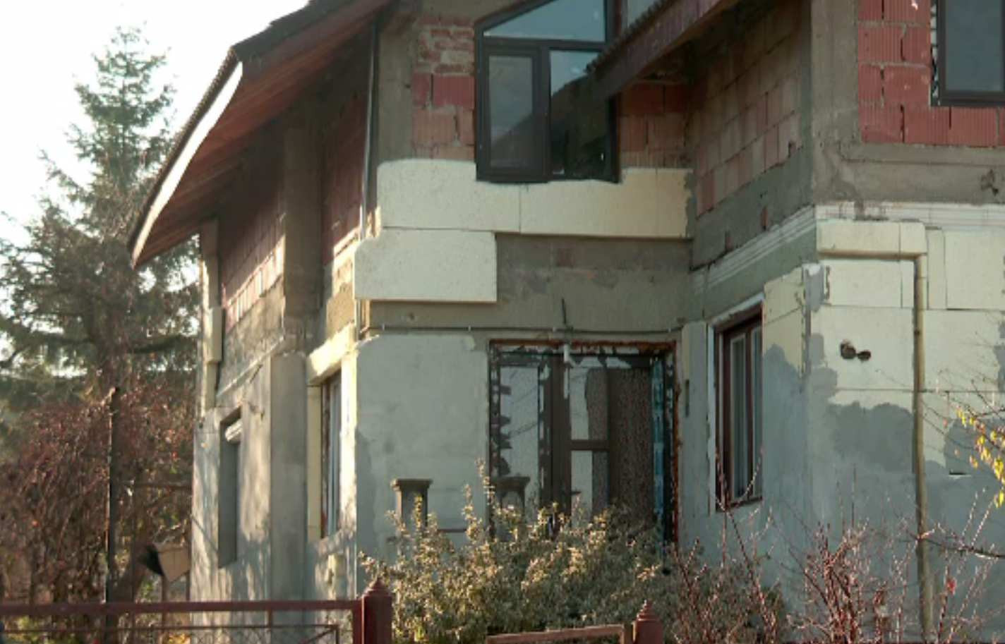 Tânărul care și-a ucis mama după o ceartă a fost arestat. Și-a recunoscut fapta