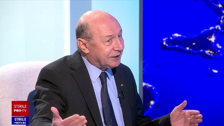 De ce ezită PSD să-și anunțe sprijinul pentru Elena Lasconi sau Călin Georgescu. Traian Băsescu: ”Sunt găinari”