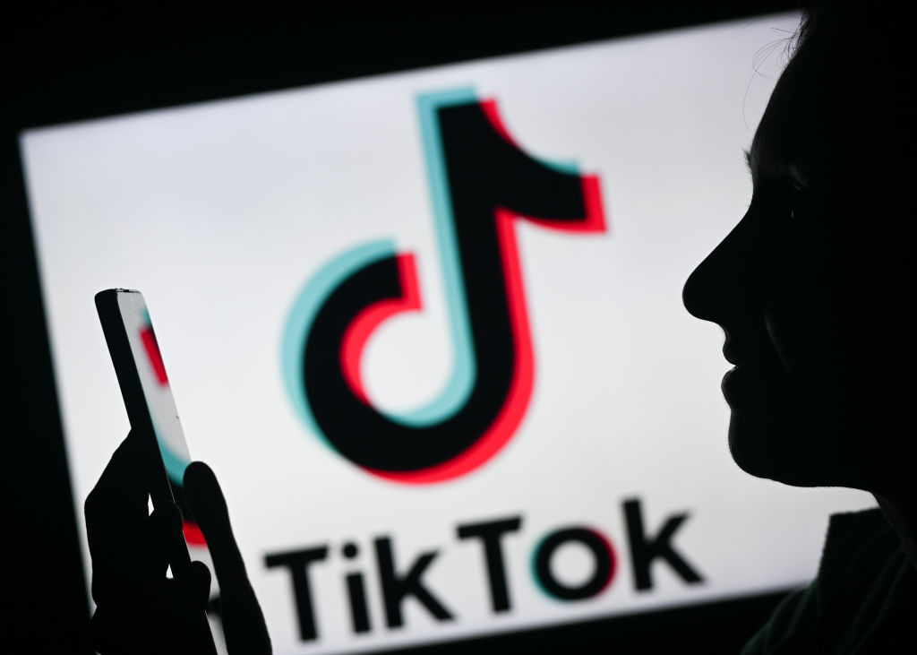 TikTok se spală pe mâini în cazul „Călin Georgescu”. Reacția vehementă a companiei: „Nu am găsit dovezi”