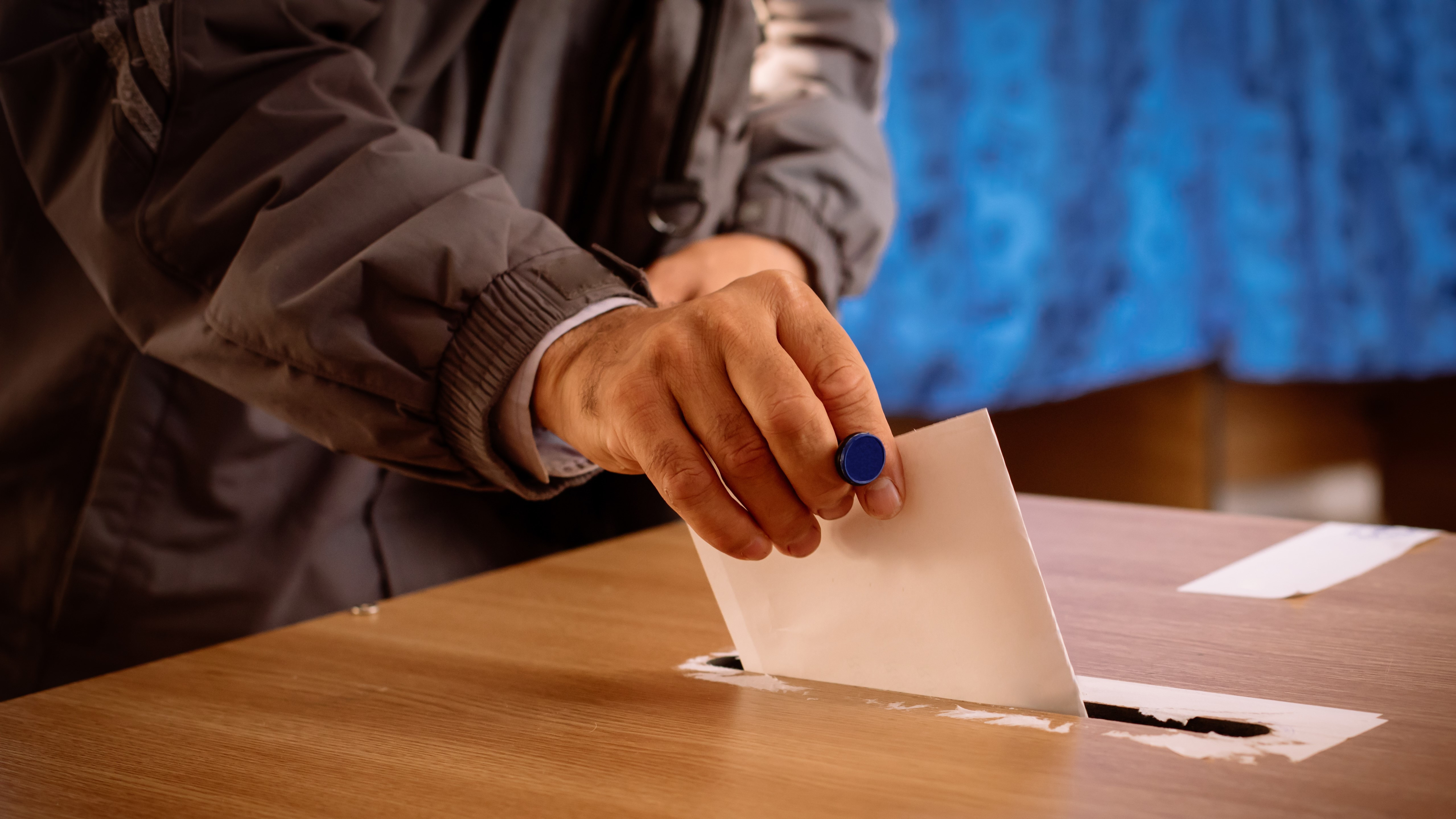 Unde să îndreaptă economia României, după alegeri. Două posibile scenarii