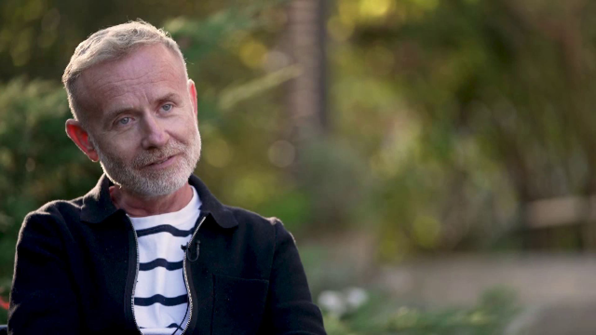 Radu Afrim, rock-starul teatrului romanesc. „Eu de la început am vrut să schimb, să deschid mințile oamenilor”