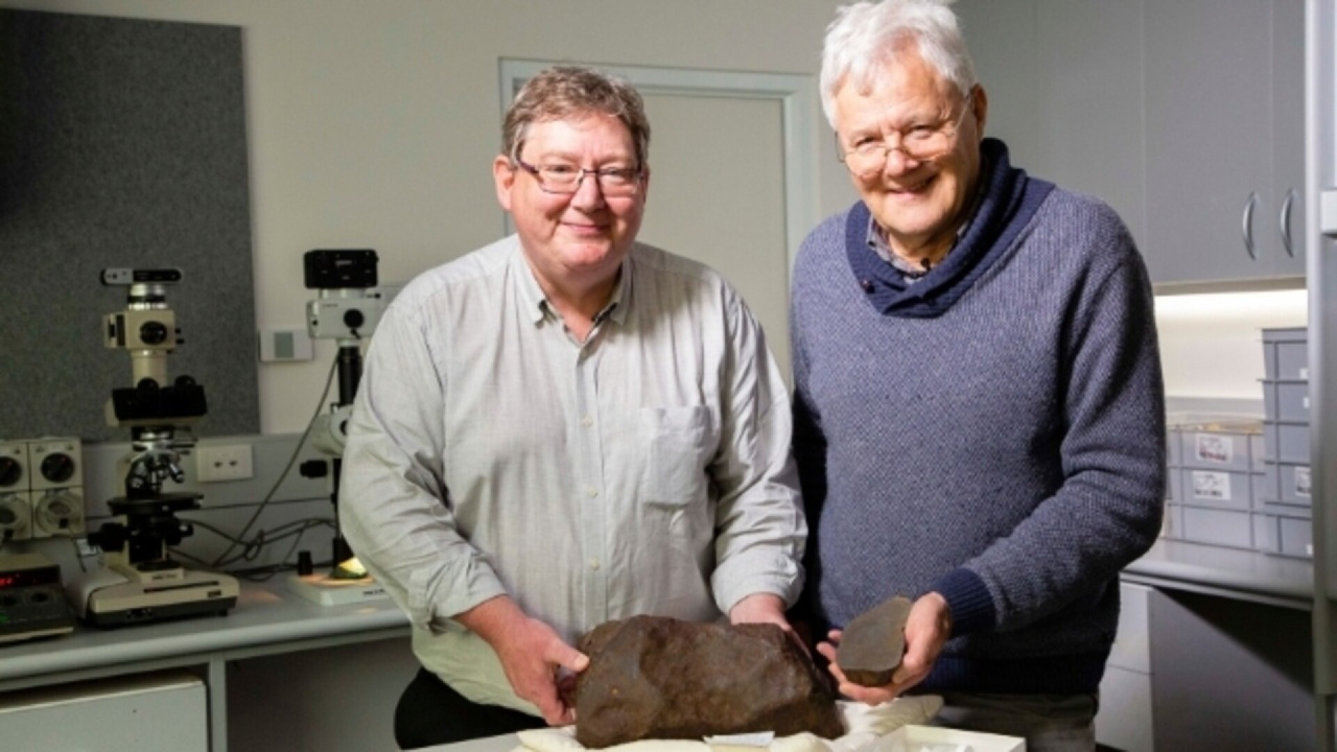 Comoara descoperită de un australian cu un detector de metale. A crezut că a dat de aur, dar a găsit ceva mai valoros