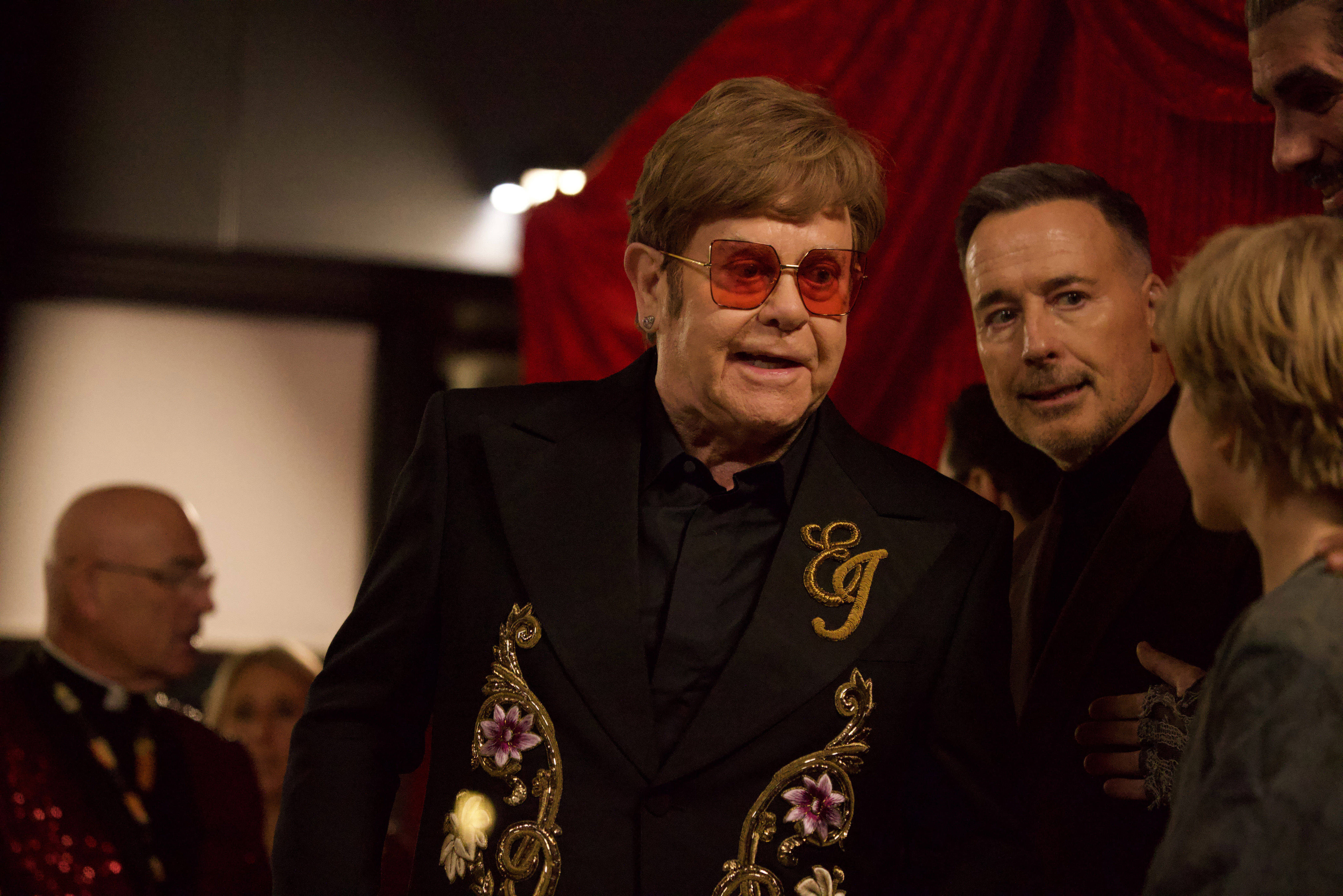 Elton John a mărturist că aproape a orbit. S-a bucurat doar să audă un spectacol de teatru