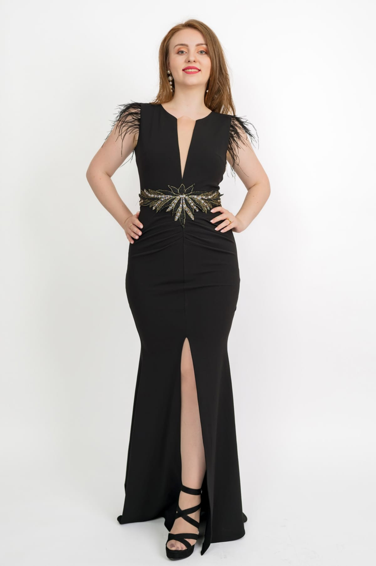 (P) Cauți rochii de nuntă sau botez accesibile? Descoperă propunerile noastre de rochii