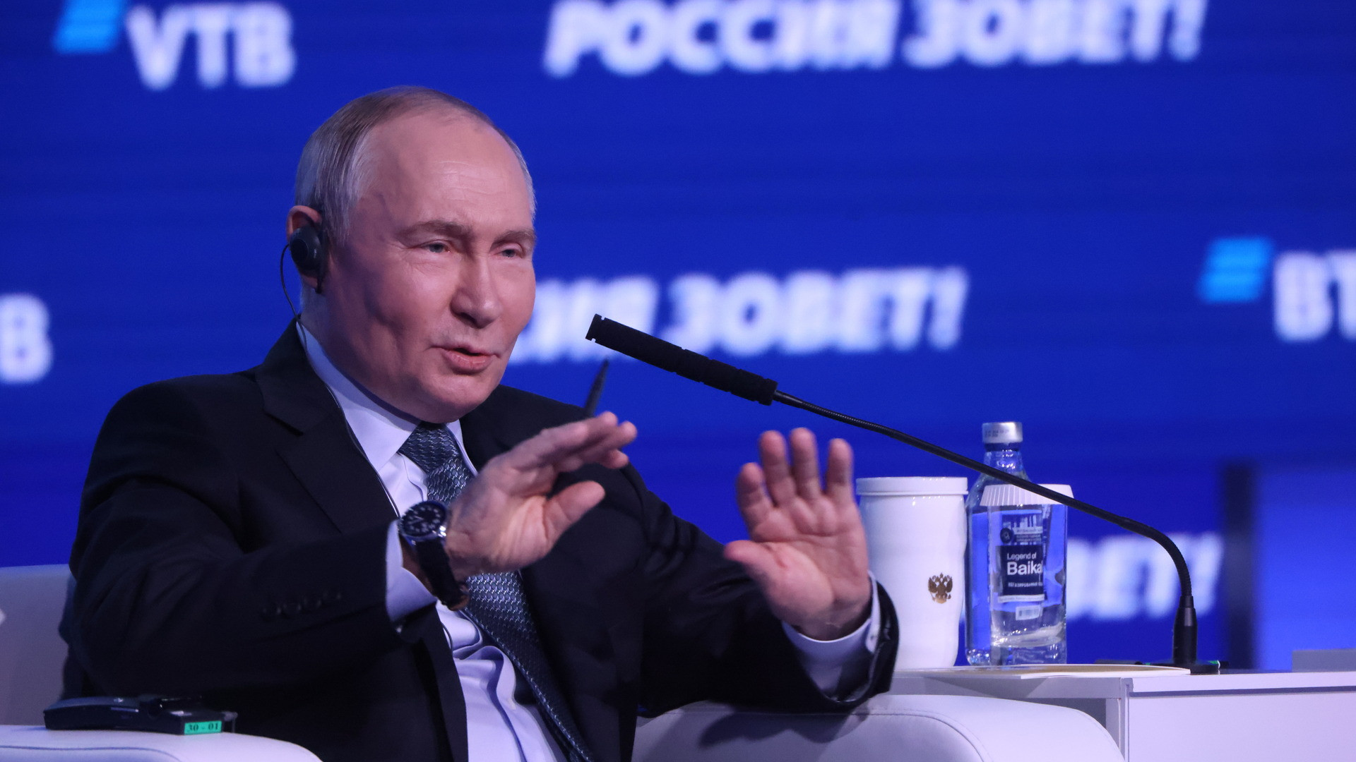 Ucrainenii dezvăluie planurile de pace ale lui Trump: Cedarea de teritorii şi lăsarea Ucrainei afară din NATO