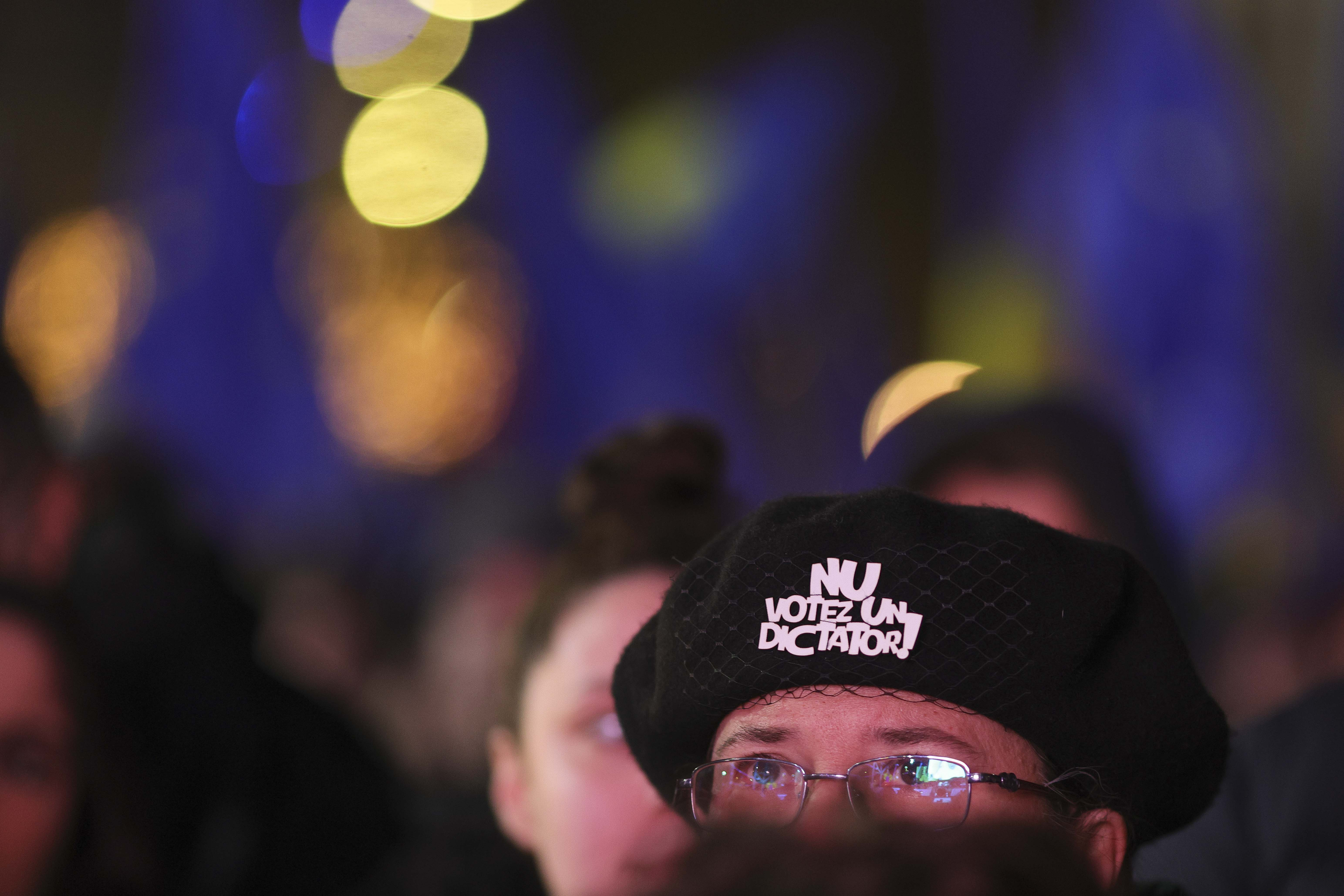 Presa externă: „Lovitură de teatru în România”. „Adept al teoriilor conspiraţioniste, Georgescu a încălcat legislația”