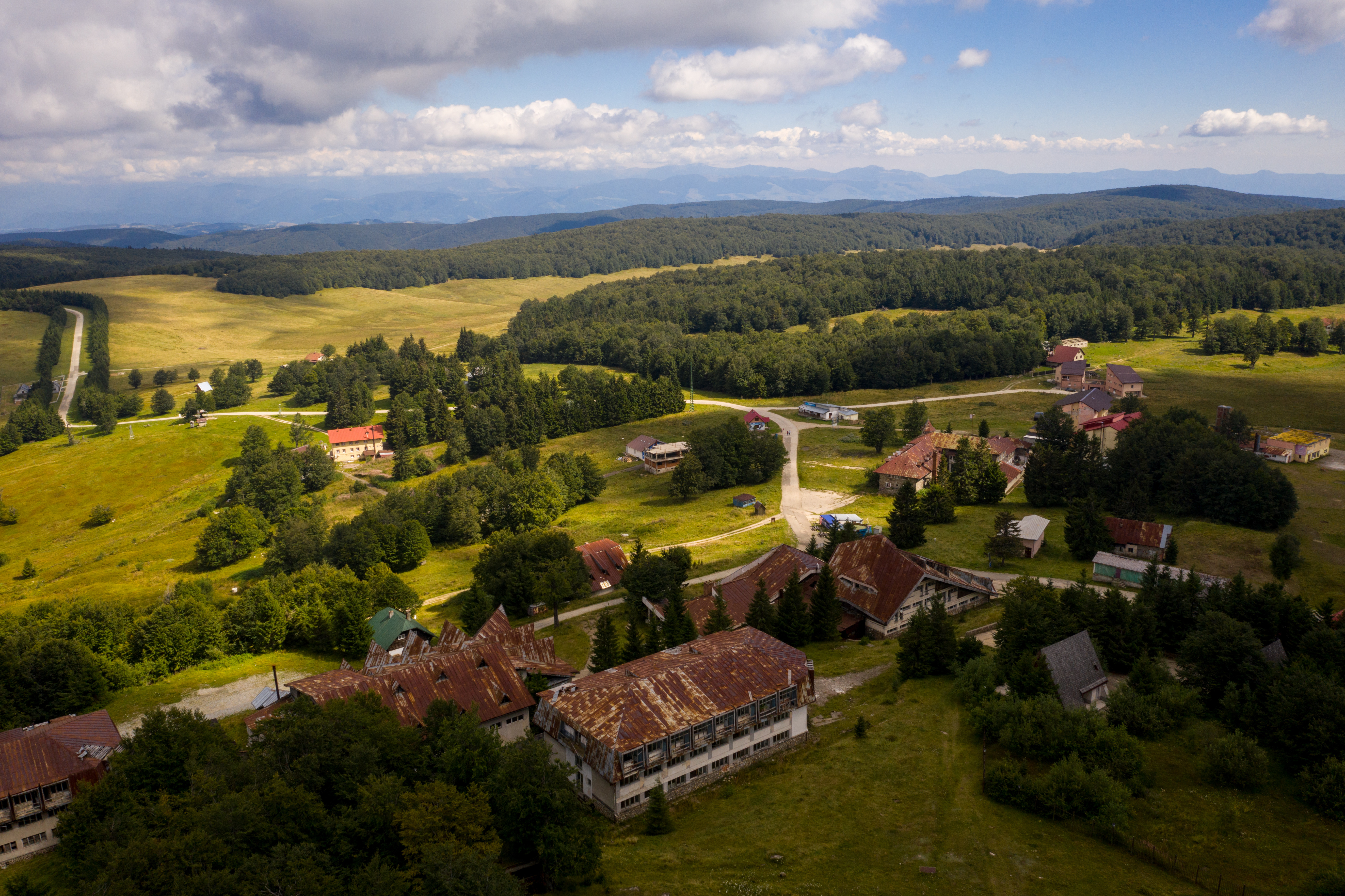 Stațiunea Semenic, locul cu cel mai lung sezon de schi. Zăpada rezistă în jur de 6 luni pe an