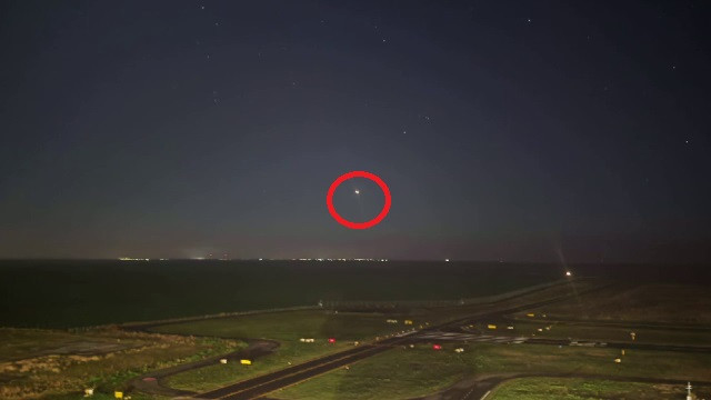 Cum explică cercetătorii sfera strălucitoare care a apărut din senin pe cer, în Constanța. Pilot: „Cred că este un OZN”