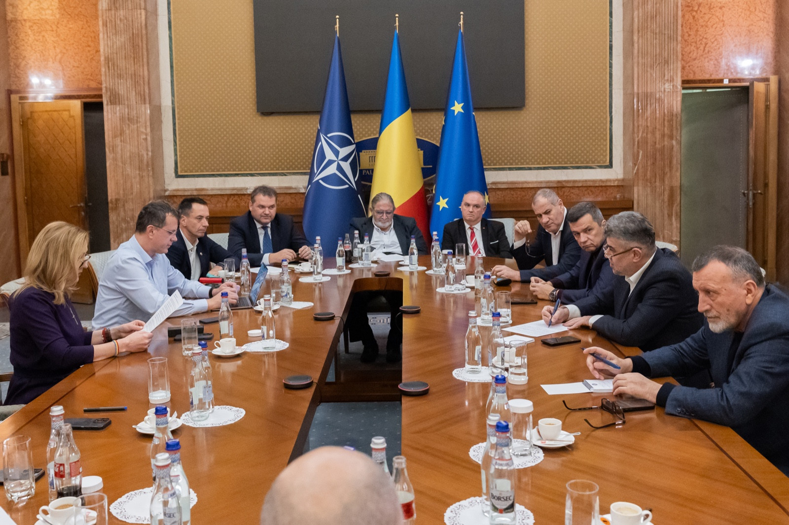 Ce (re)promit partidele pro-europene: impozitare progresivă a marilor averi, sute de mii de case, școli și spitale | DOCUMENT