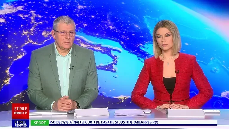 A nins în mai multe județe din țară. Drumarii au acționat fără oprire și au împrăștiat tone de sare pe mai multe drumuri