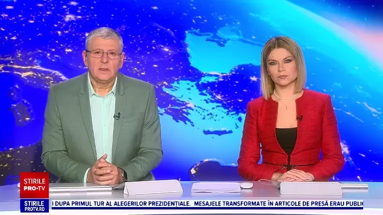 O mașină a căzut de la etajul 2 al parcării unui mall din București. Detaliul șocant despre șofer