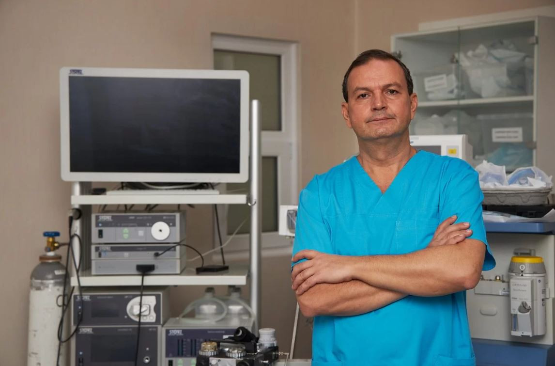 (P) Dr. Cristian Nițescu: Rinoplastie primară, secundară sau rinoseptoplastie? Ghidul expertului pentru alegerea corectă