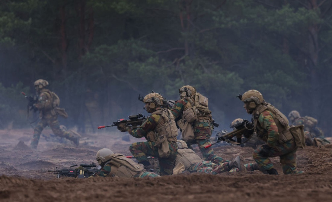 România şi Grecia vor colabora în proiectul Coridorului de mobilitate militară pentru zona de Sud-Est a NATO