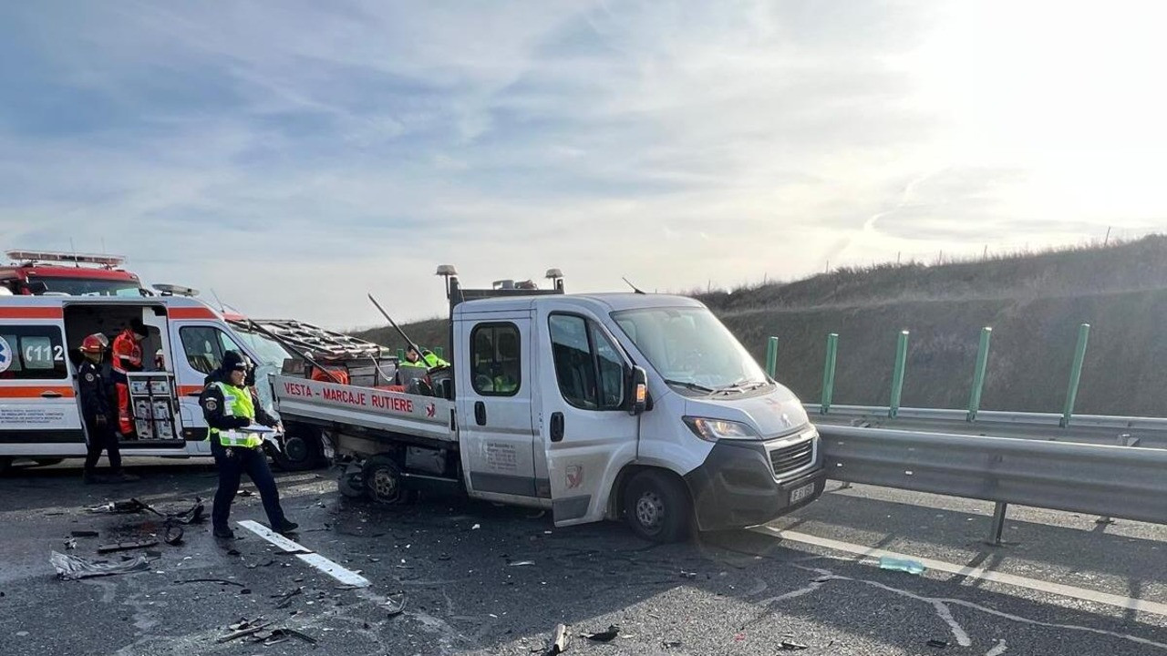 Tragedie pe Autostrada A2: O șoferiță a murit după ce a lovit o mașină care făcea lucrări pe drum