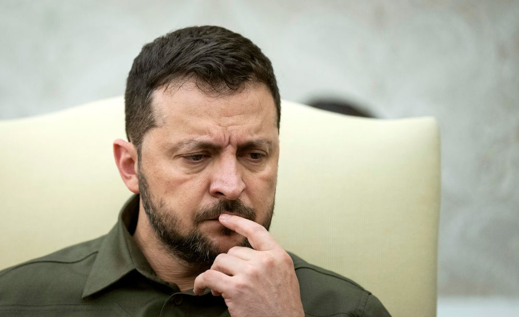 Zelenski a blocat acordul prin care Ucraina oferă SUA metale rare de 500 de miliarde de dolari. ”Nu ne protejează”