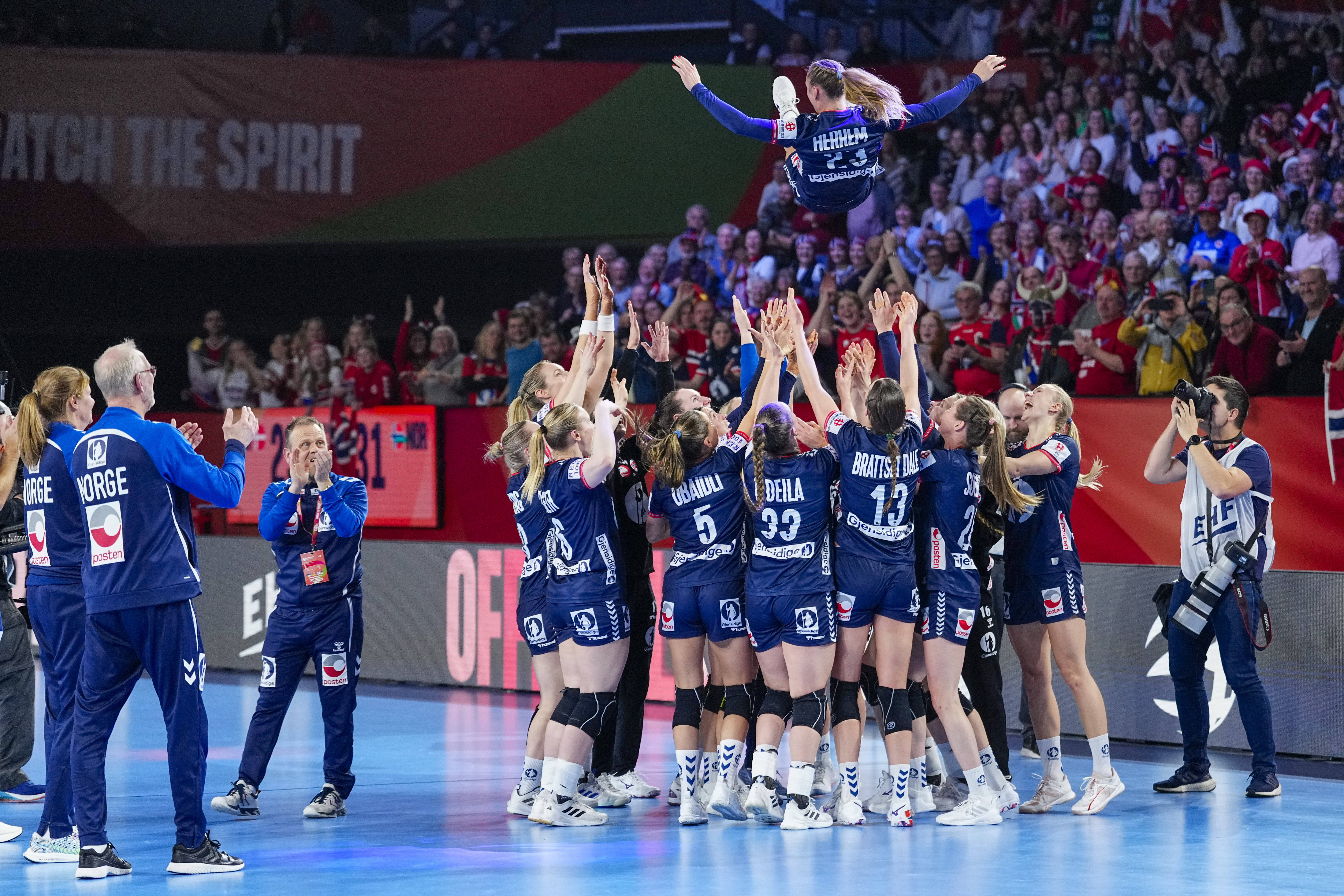 Norvegia a câștigat Campionatul European de handbal feminin. Ce a făcut România