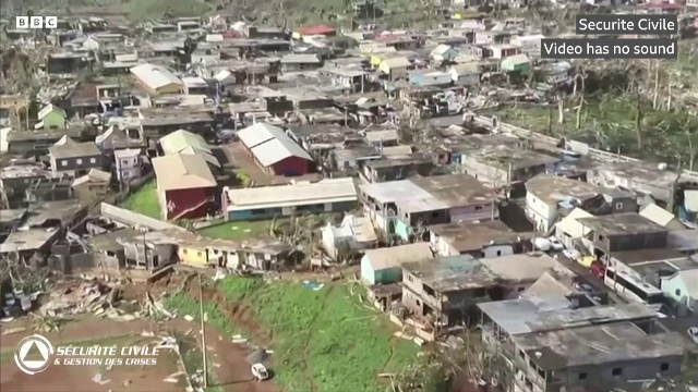 Cel mai puternic ciclon din ultimul secol a făcut prăpăd în Mayotte. Aproape 1.000 de persoane ar fi murit