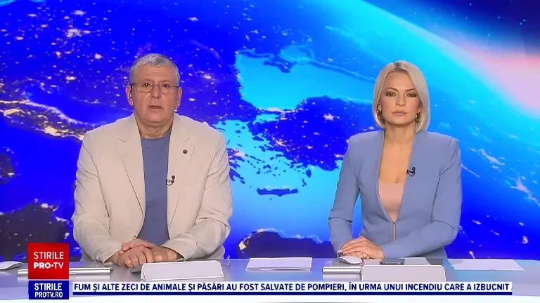 Ajutoarele lui Moș Crăciun. Câțiva liceeni din Bacău le-au făcut sărbătorile mai bune unor copii fără posibilități