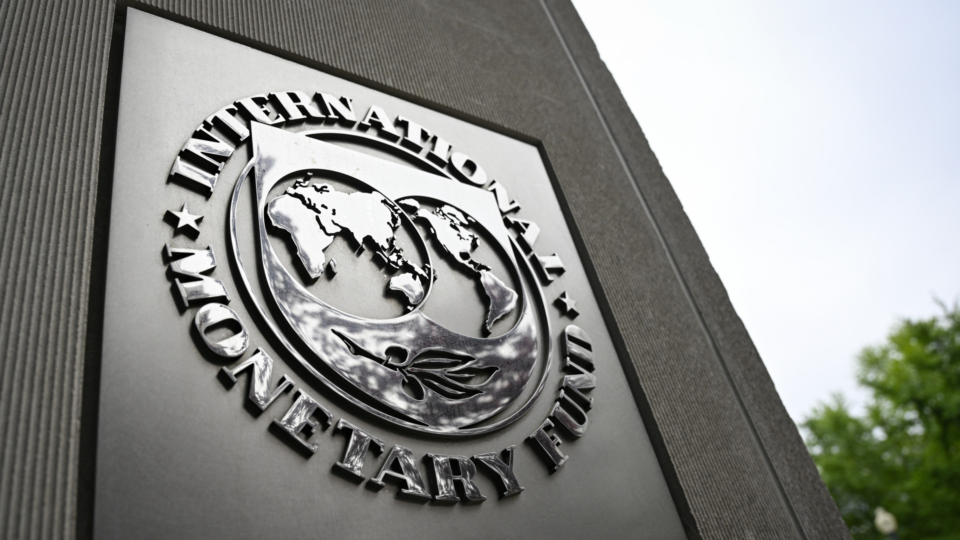 FMI formulează un scenariu sumbru pentru SUA. Ce spune despre o viitoare recesiune