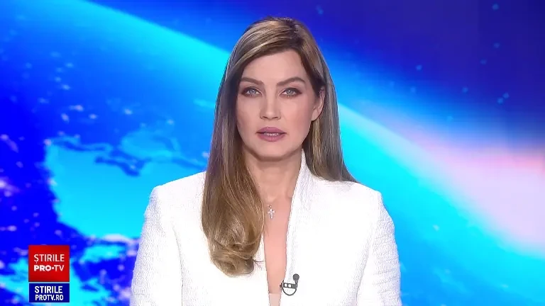 Două mașini s-au izbit violent într-o intersecție din Sibiu. Impactul a fost surprins de o cameră de bord