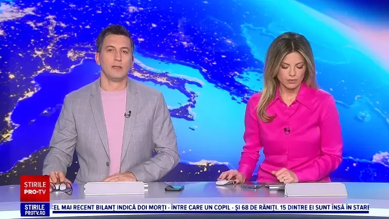 O familie din Oradea a ajuns la spital după ce a trecut pe roșu și a fost lovită de o mașină pe trecerea de pietoni