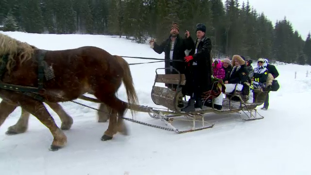 Pensiunile din Bucovina sunt pline de turiști. Au plătit între 1.800 și 7.500 de lei, de persoană, pentru Crăciun