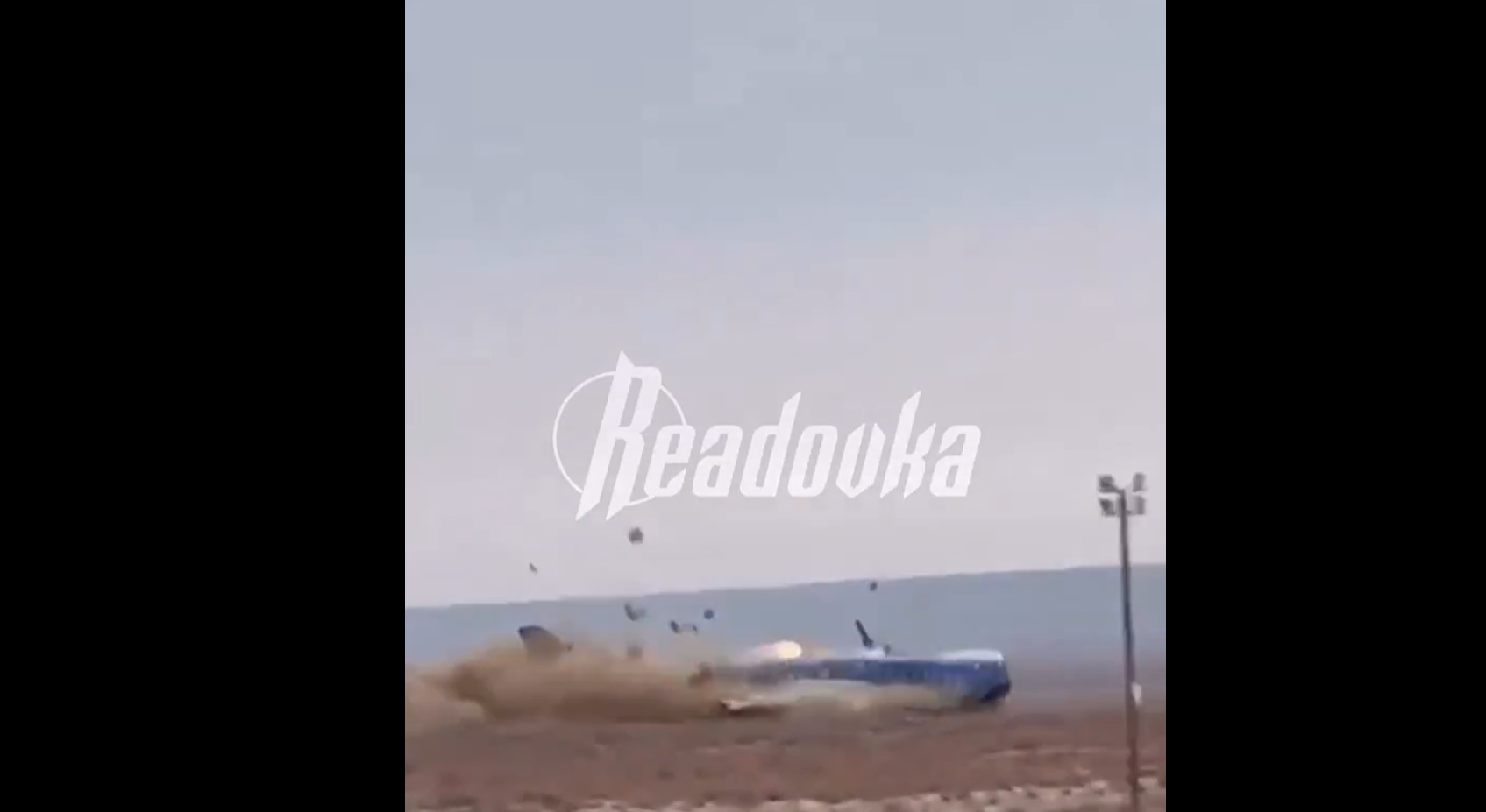 Un avion 67 de persoane la bord s-a prăbușit în Kazahstan. 38 de pasageri au murit | Video