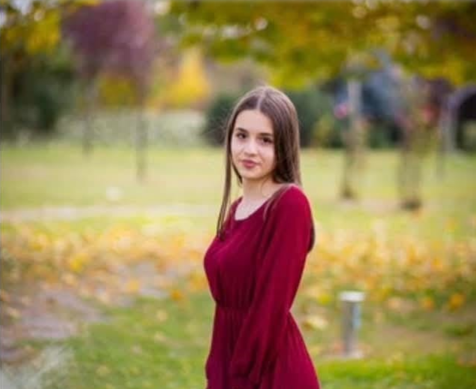 O adolescentă de 14 ani din Alba a fost dată în urmărire după ce a plecat de acasă de Crăciun și nu s-a mai întors