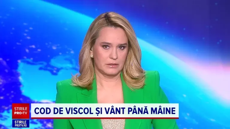 O mașină a luat foc, fără ca pasagerii să poată ieşi, după o coliziune cu o cisternă pe DN2, în Suceava