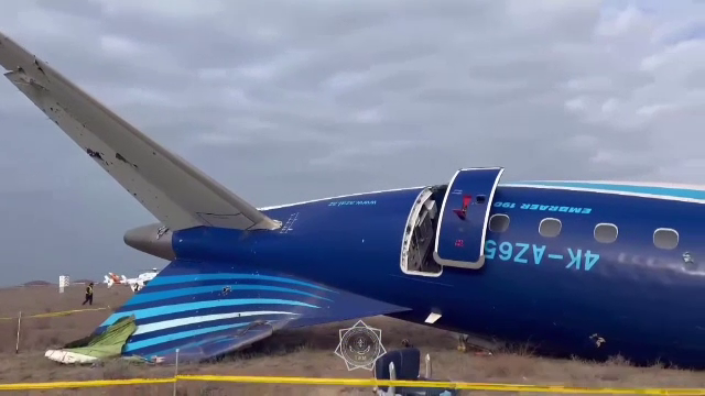 Putin a recunoscut că apărarea aeriană rusă a doborât avionul de pasageri azer anul trecut, când au murit 38 de persoane