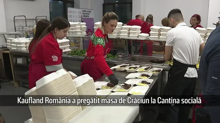 (P) Kaufland România a pregătit masa de Crăciun la Cantina socială