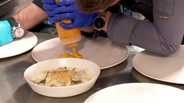 Cât au ajuns să coste meniurile de Revelion. Restaurantele au pregătit și spectacole tematice