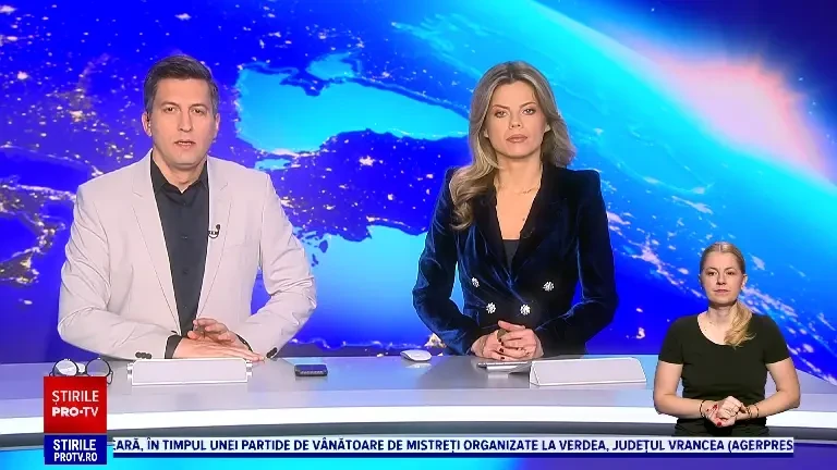 Teroare pe o stradă din Râmnicu Vâlcea. Un bătrân înarmat cu un cuțit și o șurubelniță i-a ameninţat pe trecători