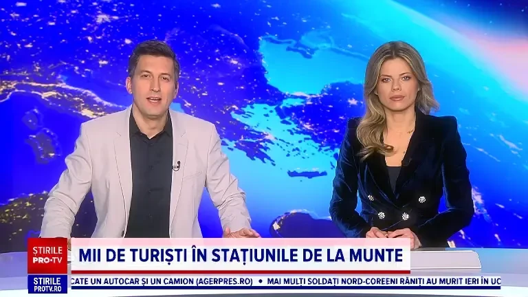 Colindători din Vrancea și Botoșani au adus tradițiile în inima Bacăului. „Alungăm spiritele rele”