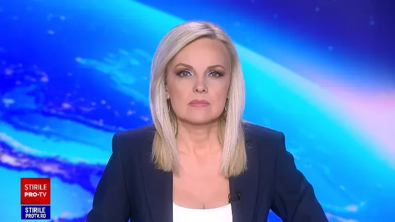 Un avion a derapat și a luat foc pe pista unui aeroport din Canada. Primele imagini de la fața locului | VIDEO