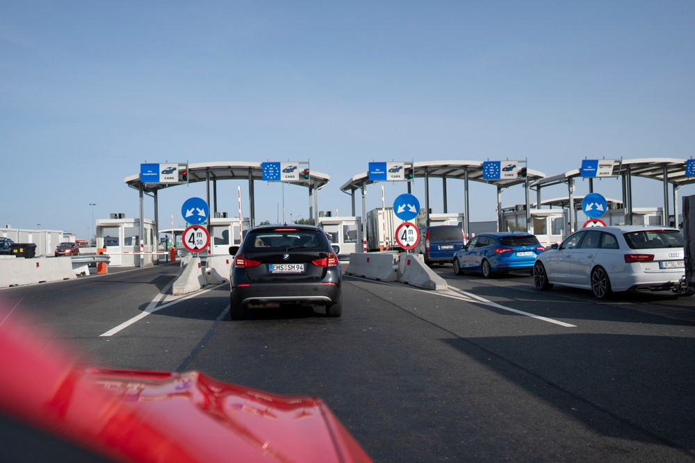 Ungaria impune de la 1 ianuarie restricții de greutate pentru camioane pe un drum principal de la granița cu România