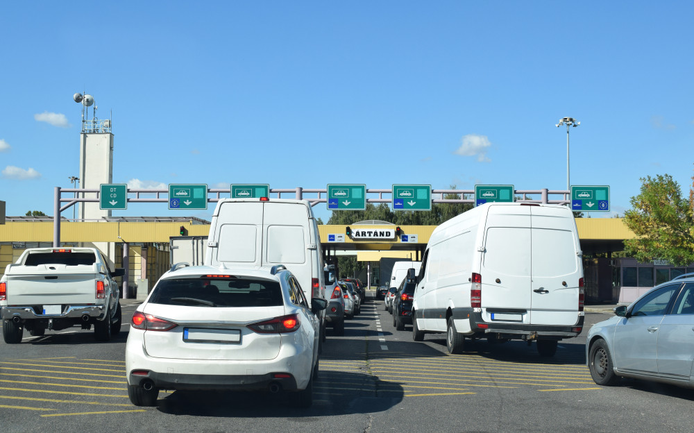 Ce se întâmplă la granița României la miezul nopții. Momentul așteptat de toți românii