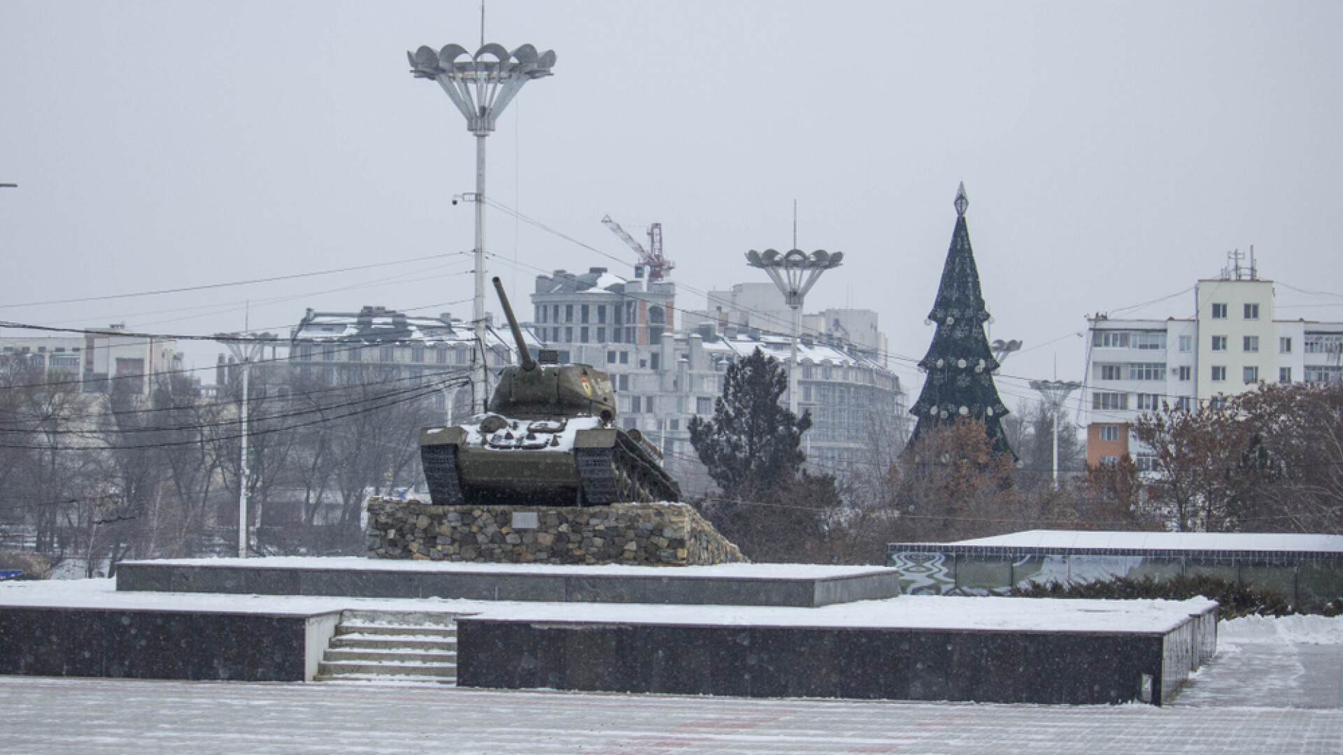 Gazele umanitare rusești pentru Transnistria, ca la Radio Erevan. Vor fi cumpărate din Europa, cu bani împrumutați de Moscova