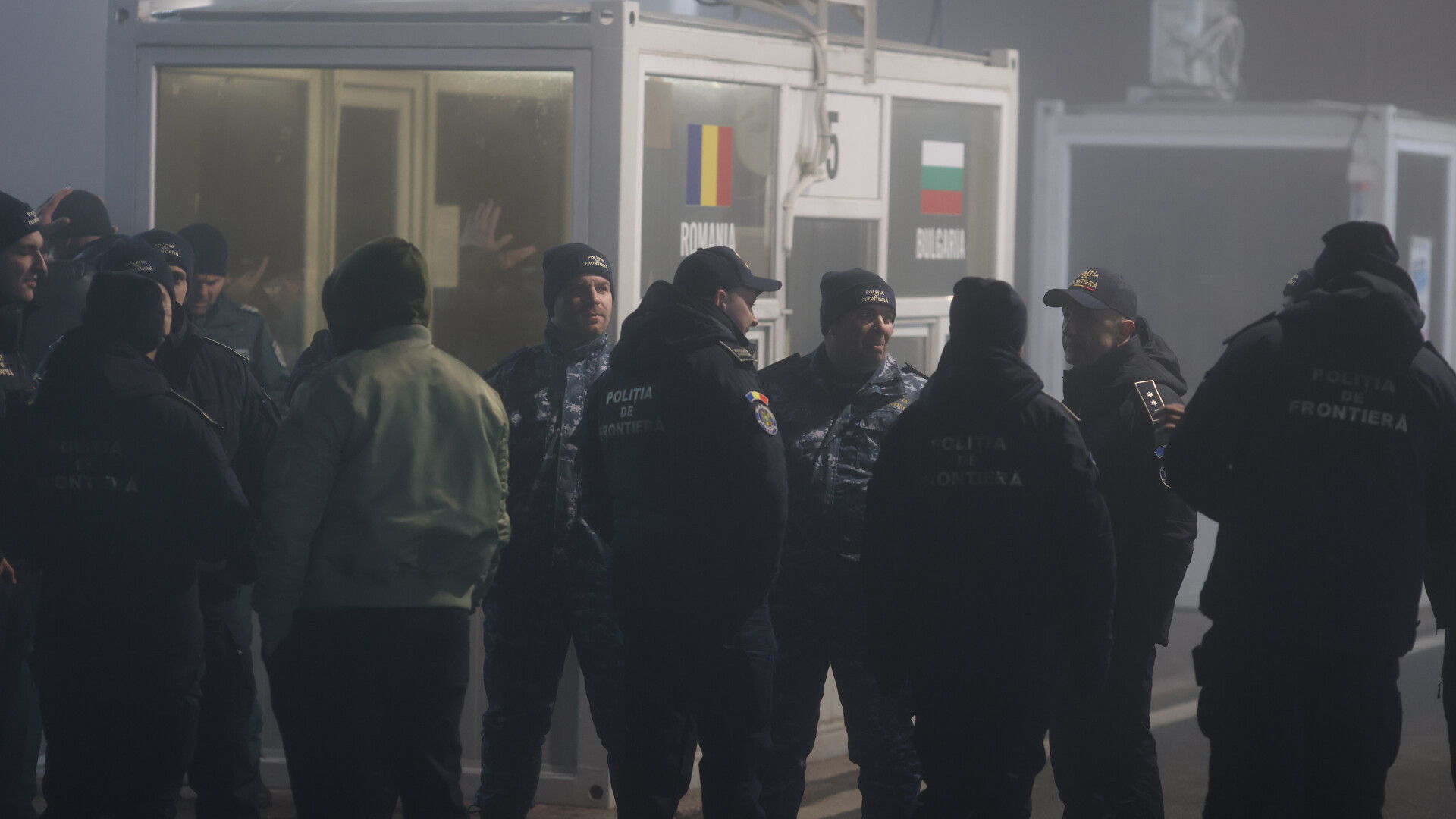 Ce s-a întâmplat cu peste 30.000 de români care au vrut să treacă granița, după intrarea României în Schengen