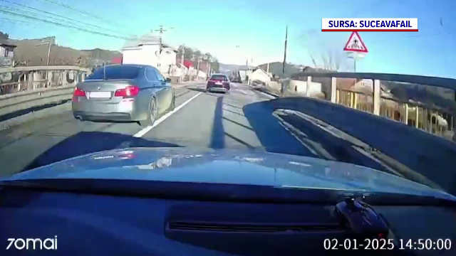 Șofer filmat când gonea pe contrasens în Suceava, inclusiv pe treceri de pietoni. Un bărbat care traversa a scăpat la limită