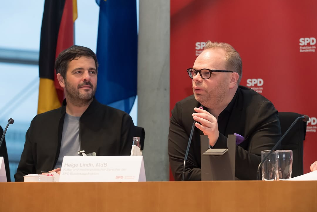 Un deputat german, ameninţat într-un mesaj plin de ură din partea forţelor de extrema dreaptă. „Te vom prinde”