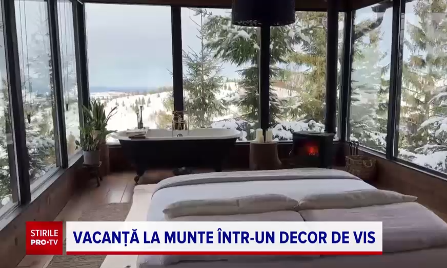 Cabanele moderne de la munte sunt cele mai căutate de sărbători. Turiștii pot admira peisajul prin pereții de sticlă