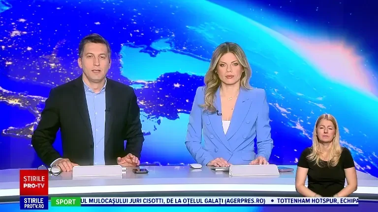 Joe Biden a decorat mai multe personalităţi cu Medalia Libertăţii, printre care George Soros, Hillary Clinton sau Bono