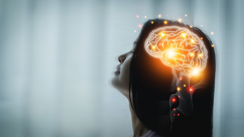 Studiu: Consumul zilnic de brânză, un potenţial factor protector împotriva demenţei