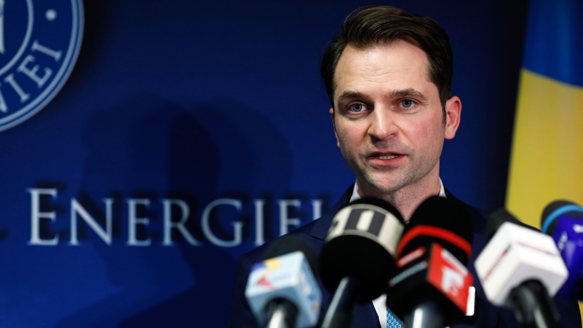 Romgaz cere dizolvarea Greenpeace România. Burduja: „E folosit ca paravan de altă entitate pentru a colecta donații”