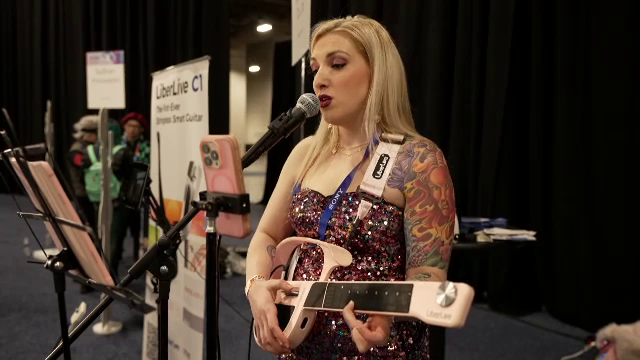 CES 2025. Înghețata care e gata în două minute și chitara smart, prezentate la cel mai mare târg de tehnologie din lume